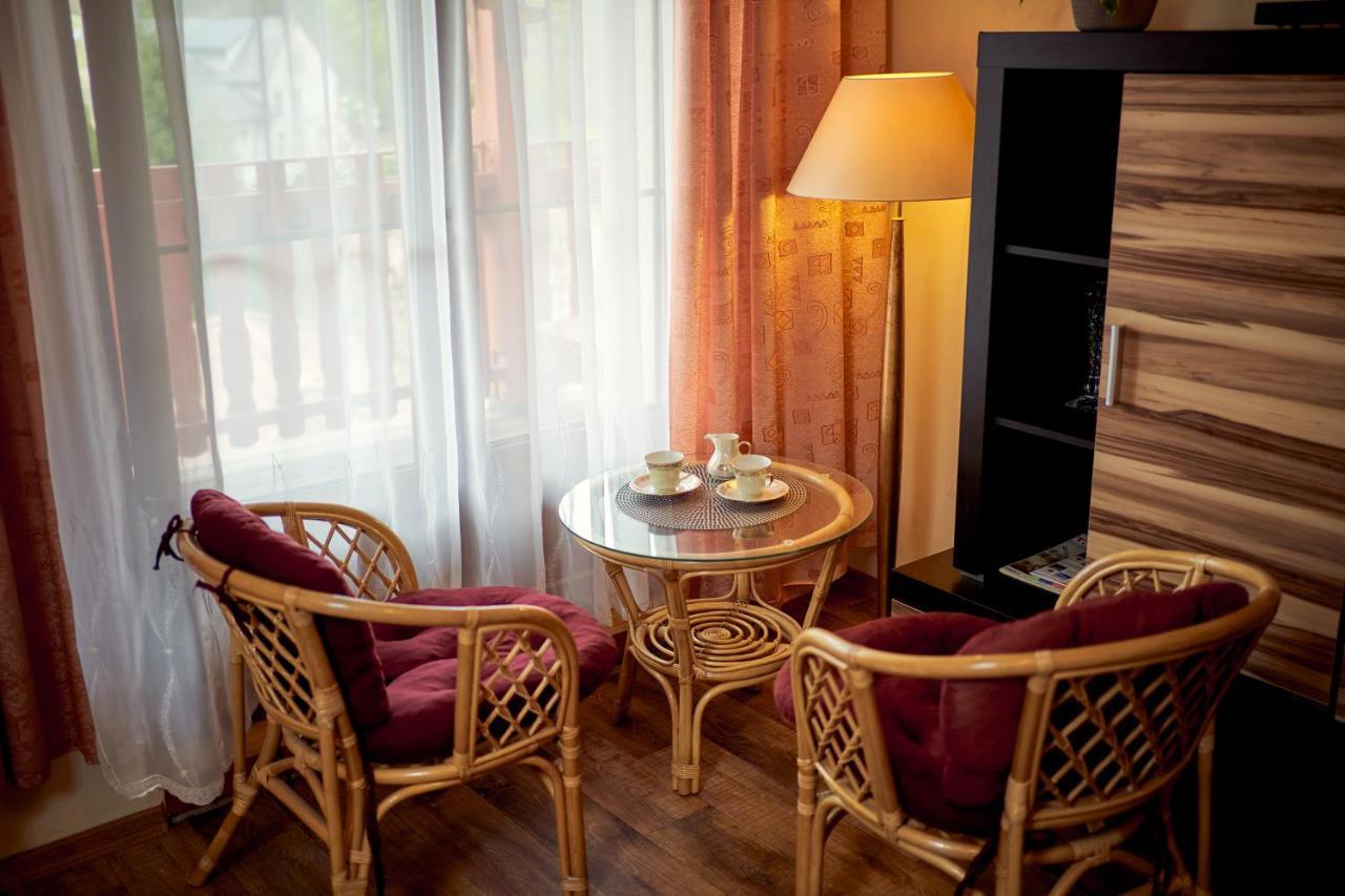 Penzion Na Hradcanech Nove Mesto nad Metuji Ngoại thất bức ảnh