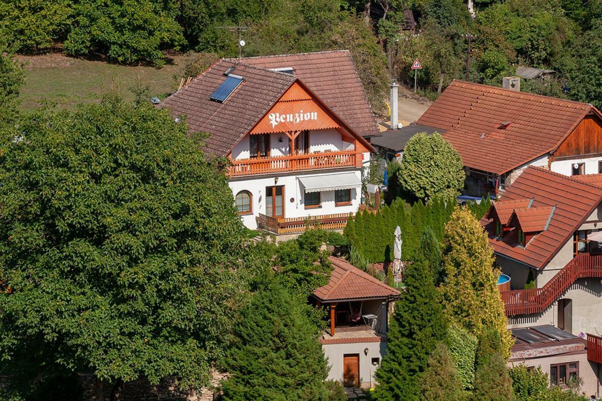 Penzion Na Hradcanech Nove Mesto nad Metuji Ngoại thất bức ảnh